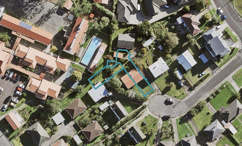 7 Puhua Lane, Mount Roskill, Auckland - Carousel 1