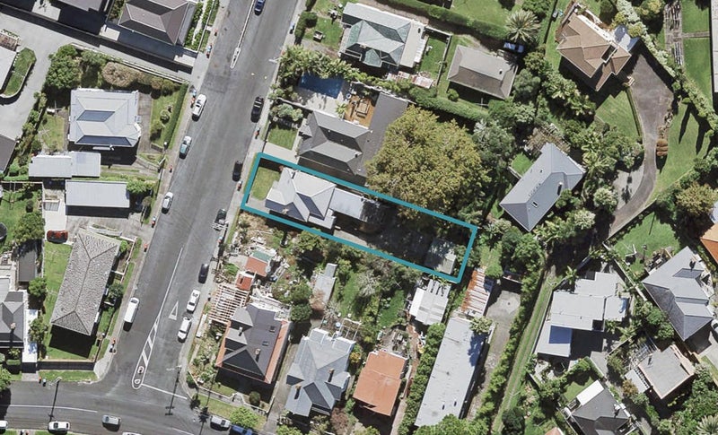 1 Finch Street, Morningside, Auckland - Carousel 1