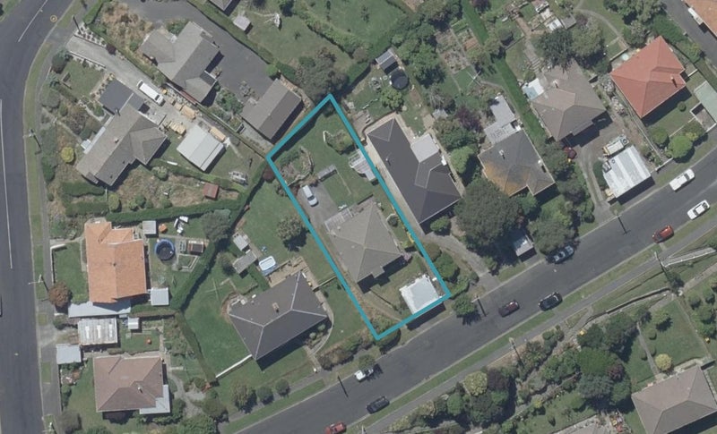 37 Greenhill Avenue, Wakari, Dunedin - Carousel 1