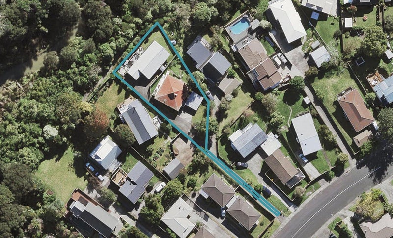 1/136 Lynn Road, Bayview, Auckland - Carousel 1