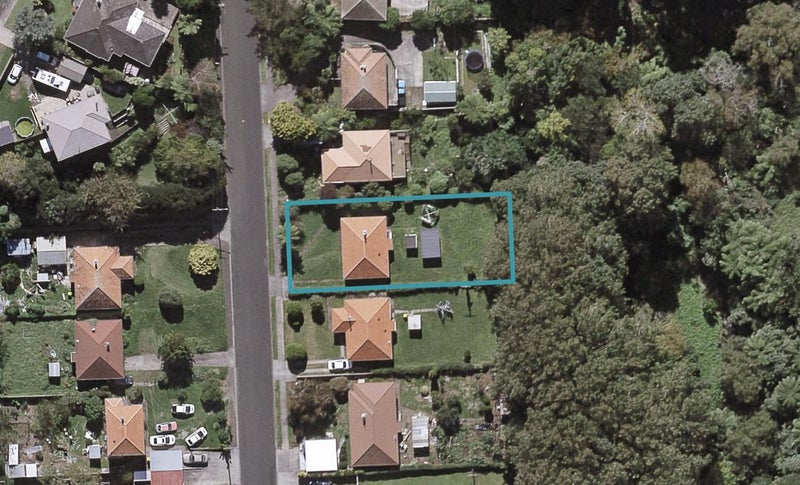19 Glenpark Avenue, Frankleigh Park, New Plymouth - Carousel 1