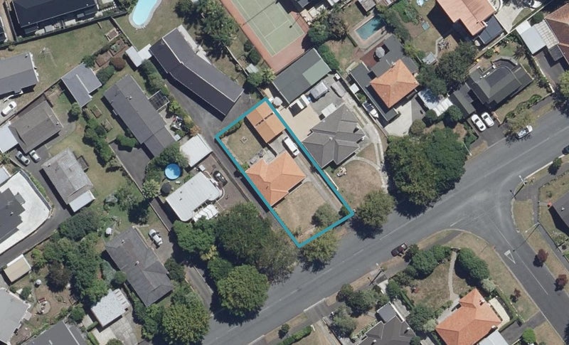 20 Maeroa Road, Beerescourt, Hamilton - Carousel 1