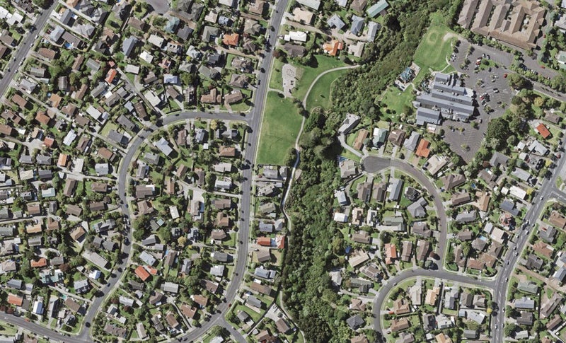 49A Gosford Drive, Botany Downs, Auckland - Carousel 1