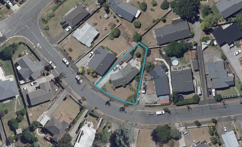 34 Corrin Street, Melville, Hamilton - Carousel 1