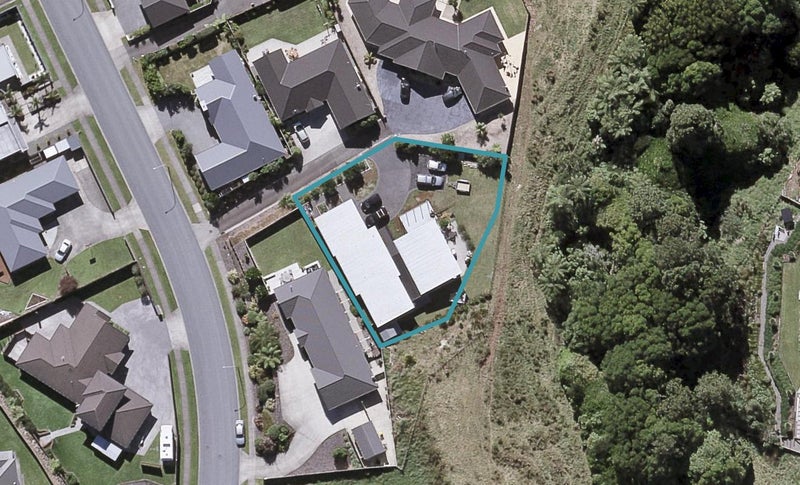 4A Montrose Place, Highlands Park, New Plymouth - Carousel 1