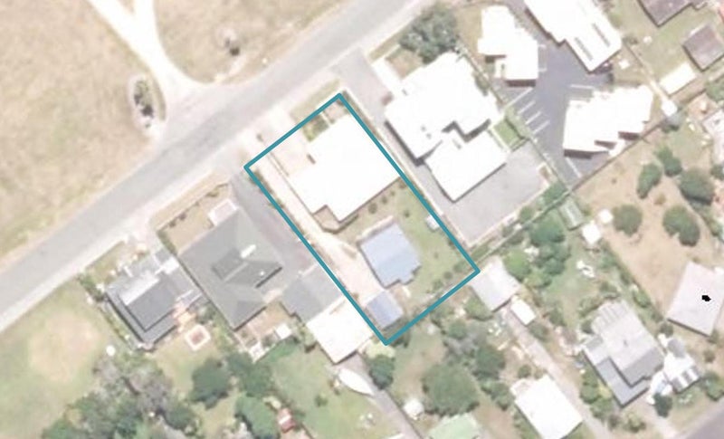 31 Marine Parade, Carters Beach, Westport - Carousel 1