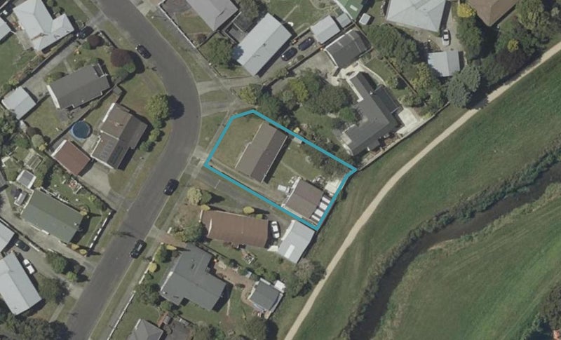 33 Rosedale Crescent, Cloverlea, Palmerston North - Carousel 1