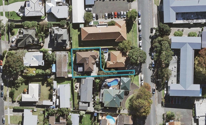 4A Kauri Glen Road, Northcote, Auckland - Carousel 1