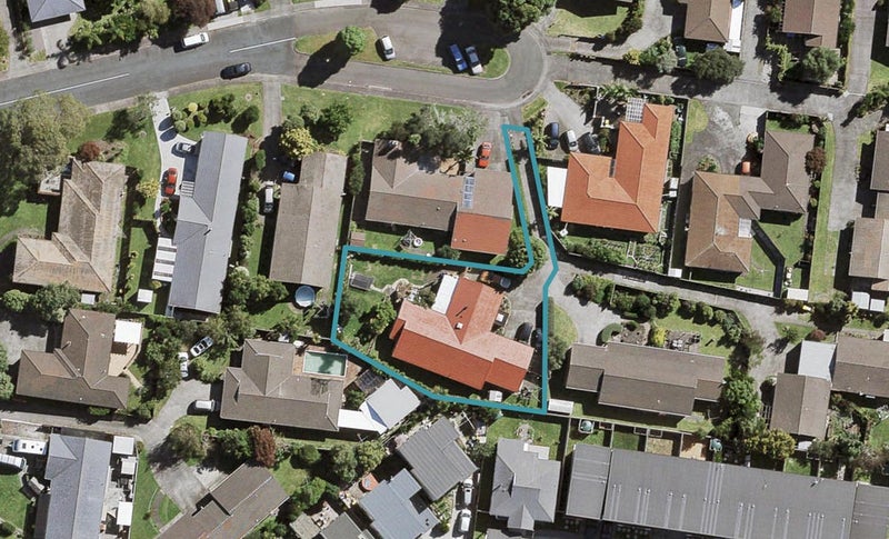 21 Ti Nana Crescent, Henderson, Auckland - Carousel 1