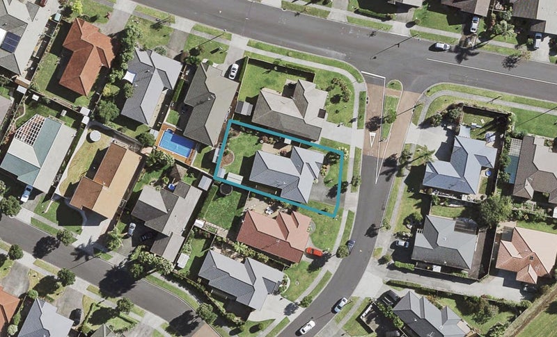 3 Blackwood Drive, Wattle Downs, Auckland - Carousel 1