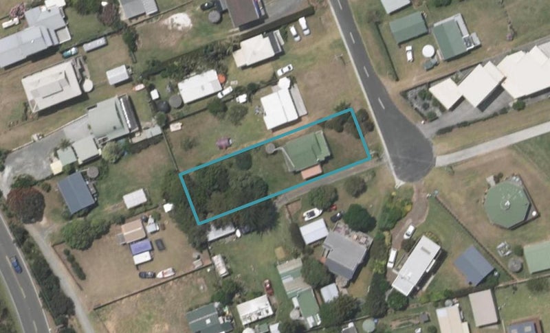 32 Eveline Street, Mangawhai Heads, Mangawhai - Carousel 1