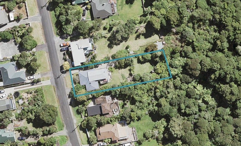 13 Awhiorangi Promenade, Swanson, Auckland - Carousel 1