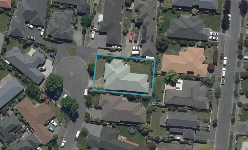 10 Wiltshire Mews, Avonhead, Christchurch - Carousel 1
