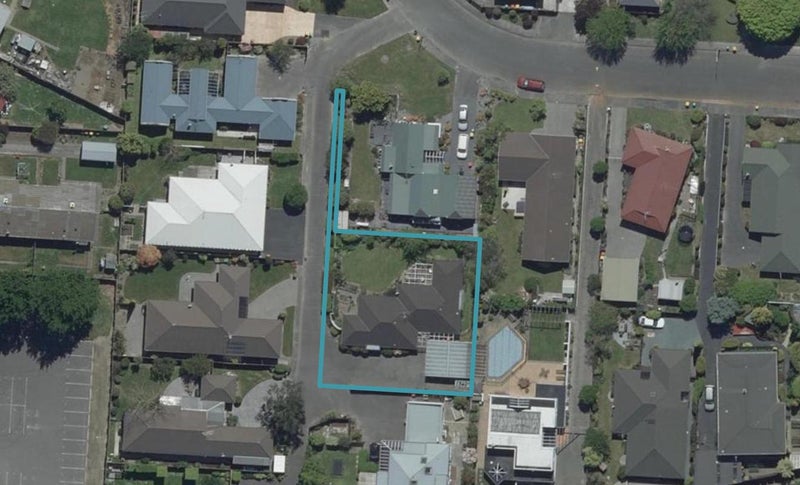 68 Regency Crescent, Redwood, Christchurch - Carousel 1