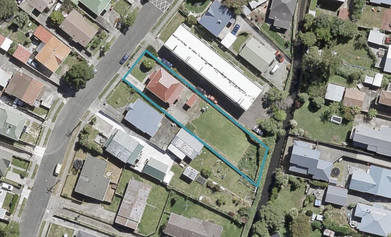 44 Awamutu Grove, Waiwhetu, Lower Hutt - Carousel 1