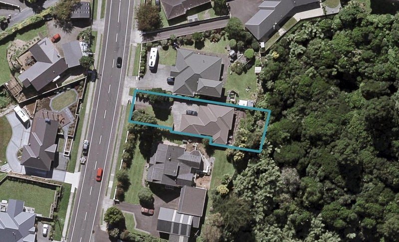 441 Mangorei Road, Highlands Park, New Plymouth - Carousel 1