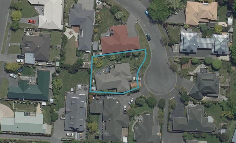 8 Thornwood Place, Redwood, Christchurch - Carousel 1