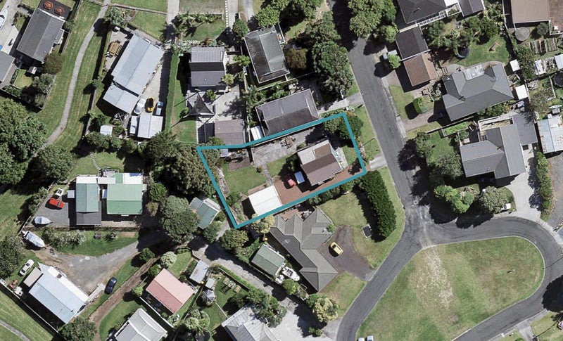 21 Leaming Place, Clarks Beach, Clarks Beach - Carousel 1