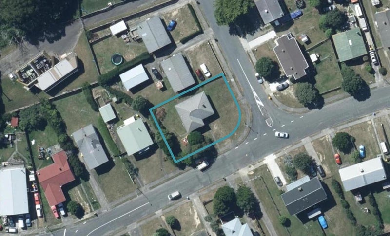 38 Niagara Street, Waitangirua, Porirua - Carousel 1