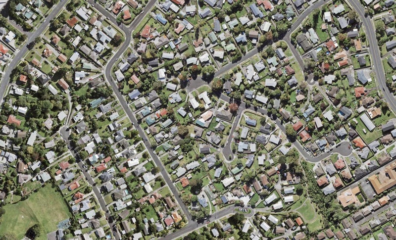 1E Edgewood Way, Henderson, Auckland - Carousel 1