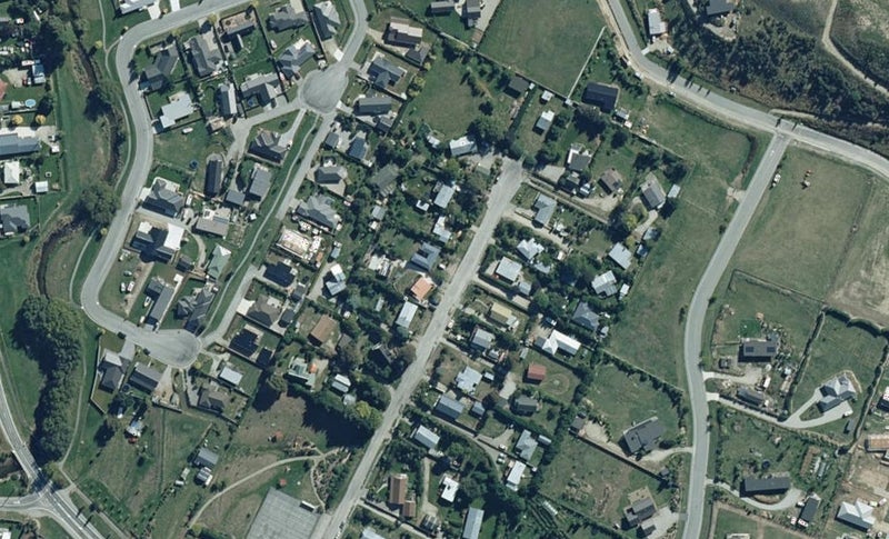 76 Hopkins Street, Luggate, Wānaka - Carousel 1