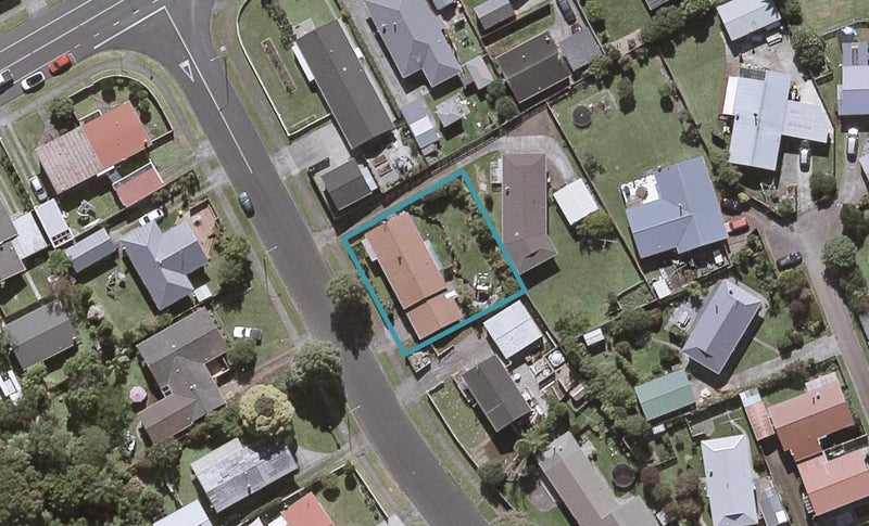 6 Gardenia Avenue, Bell Block, New Plymouth - Carousel 1
