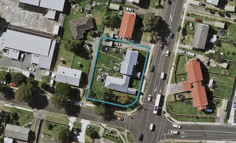 28 Flat Bush Road, OTARA, AUCKLAND - Carousel 1