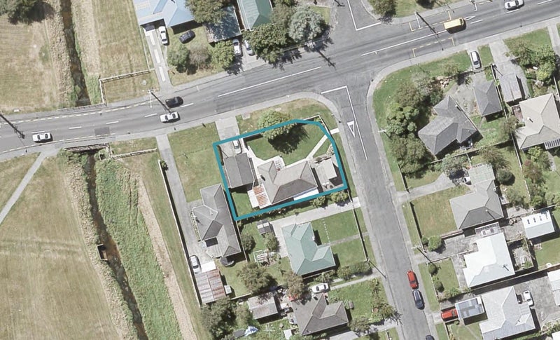 2 Heath Street, Wainuiomata, Lower Hutt - Carousel 1