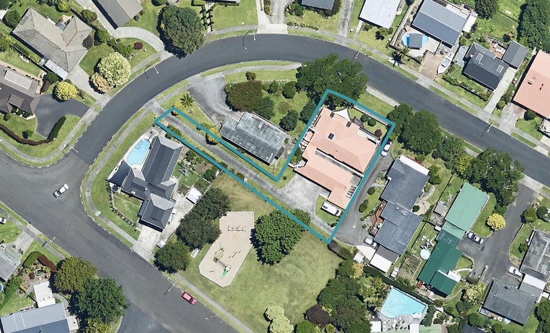 8 Winchester Terrace, Bethlehem, Tauranga - Carousel 1