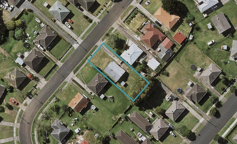 11 Gaye Crescent, Otara, Auckland - Carousel 1