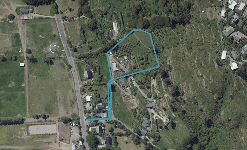 5 Hammerton Lane, Heathcote Valley, Christchurch - Carousel 1