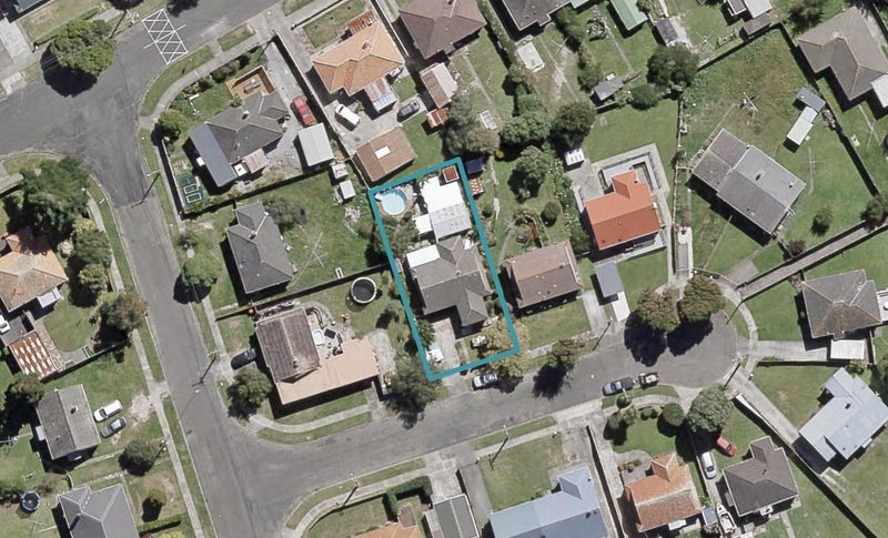 1 Welch Grove, Taita, Lower Hutt - Carousel 1
