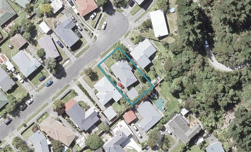 16 Mitimiti Grove, Wainuiomata, Lower Hutt - Carousel 1