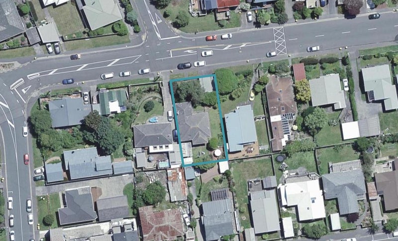 39 Ranelagh Street, Karori, Wellington - Carousel 1