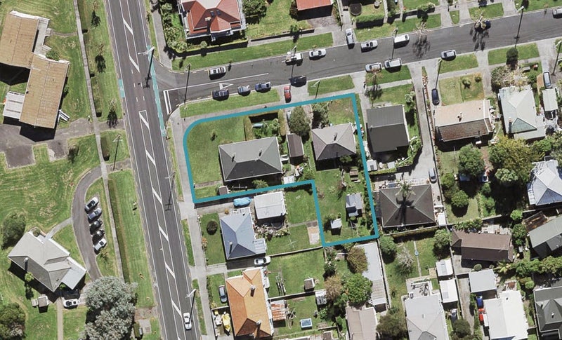 102/90 Carrington Road, Mount Albert, Auckland - Carousel 1