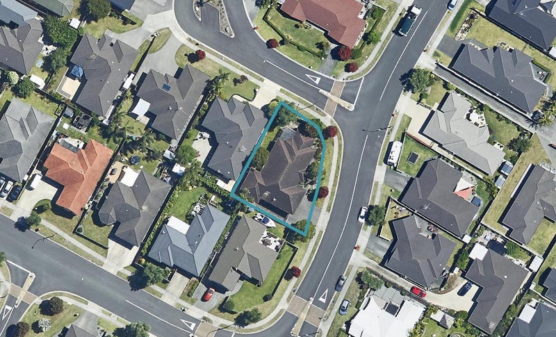 3 Thompson Drive, Papamoa Beach, Papamoa - Carousel 1