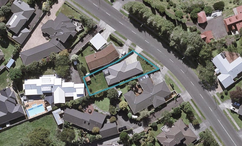 80 Branch Road, Highlands Park, New Plymouth - Carousel 1