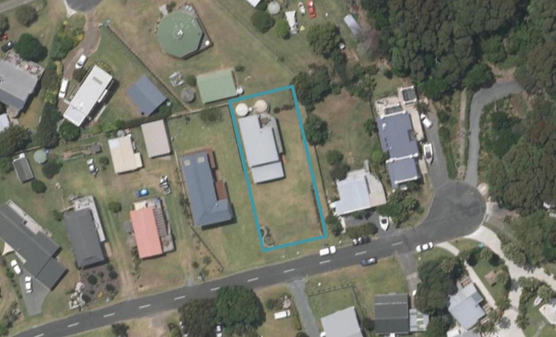13 Heather Street, Mangawhai Heads, Mangawhai - Carousel 1