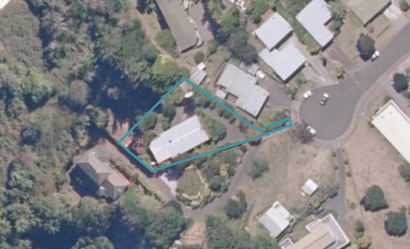 16 Silich Street, Acacia Bay, Taupo - Carousel 1