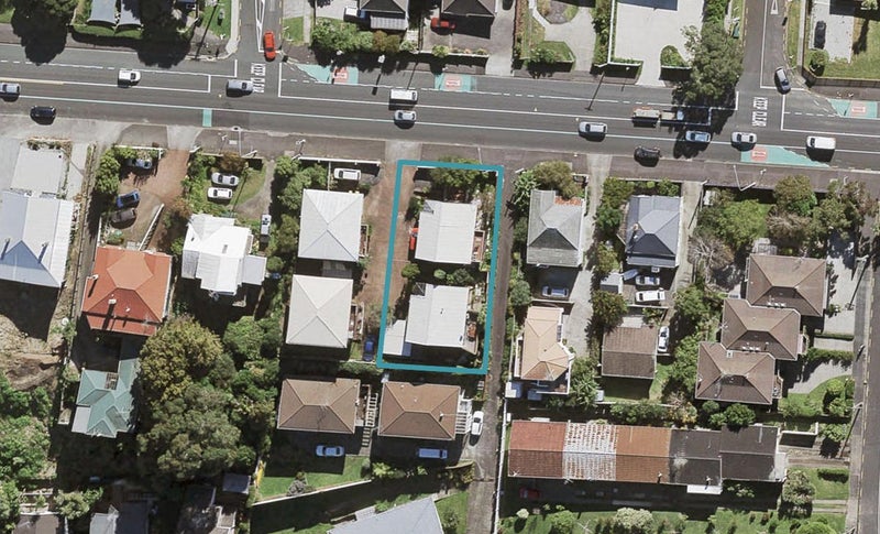 1/80 Onewa Road, Northcote Point, Auckland - Carousel 1