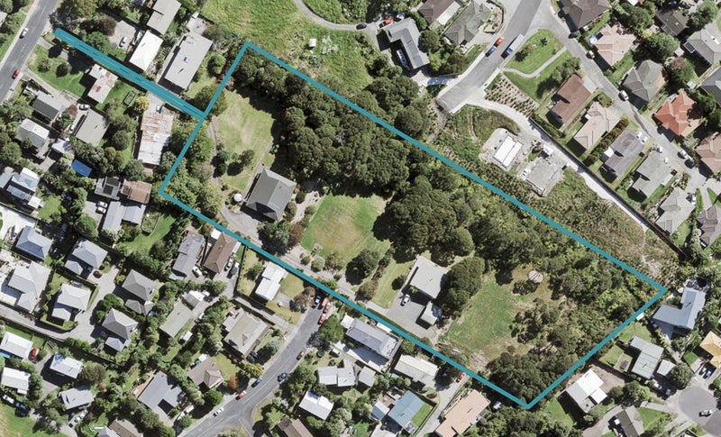 12C Shetland Street, Glen Eden, Auckland - Carousel 1