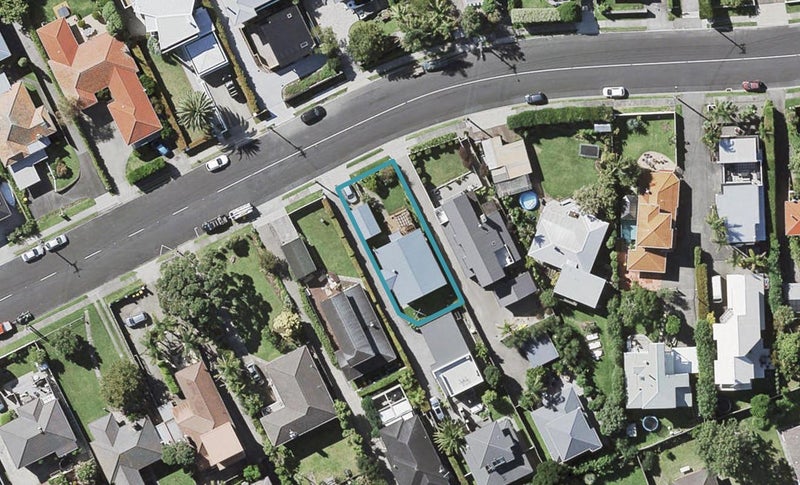 37A Williamson Avenue, Belmont, Auckland - Carousel 1