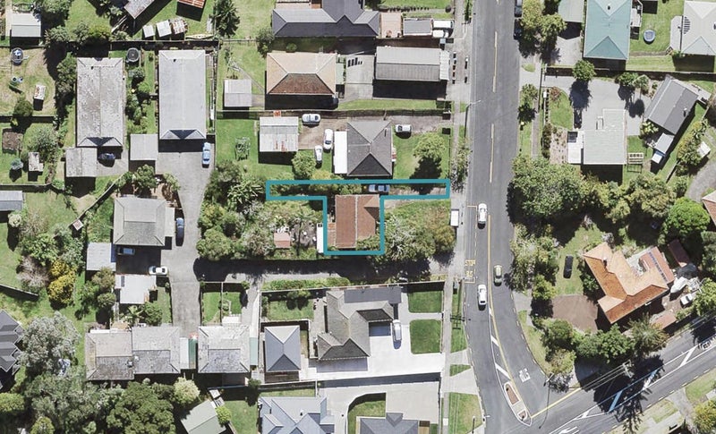 147B Astley Avenue, New Lynn, Auckland - Carousel 1