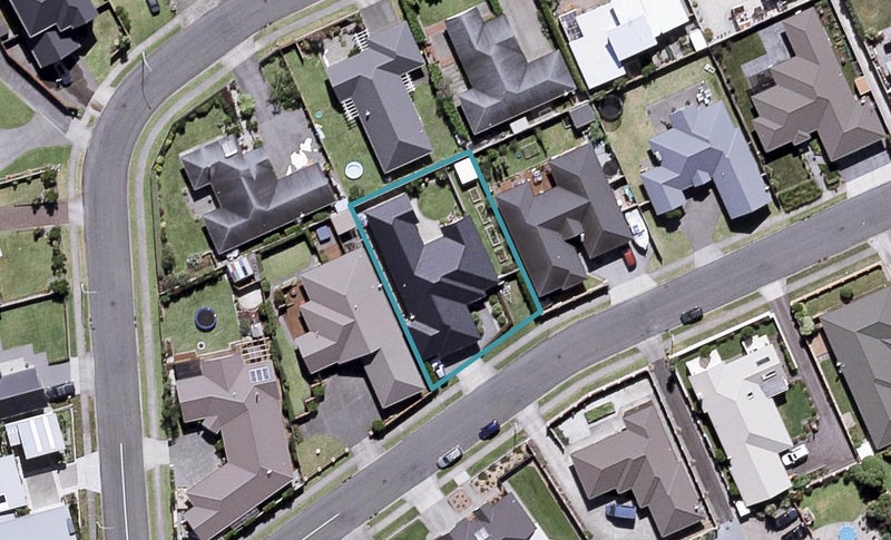 7 Marlin Terrace, Bell Block, New Plymouth - Carousel 1