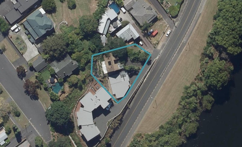 33 Hillsborough Terrace, Hamilton Central, Hamilton - Carousel 1