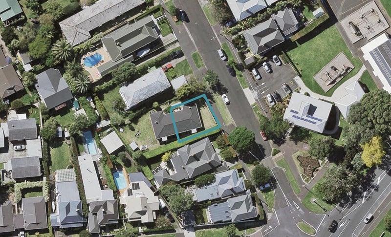 1/173 Victoria Road, Devonport, Auckland - Carousel 1