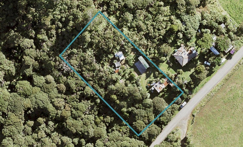 207 Anawhata Road, Anawhata, Auckland - Carousel 1