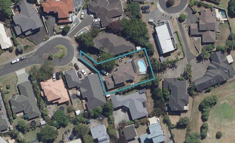 10 Oakmont Place, Rototuna, Hamilton - Carousel 1