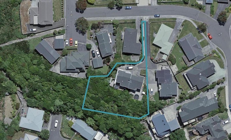 31A Pelorous Street, Paparangi, Wellington - Carousel 1