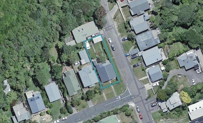 2 Cross Street, Karori, Wellington - Carousel 1